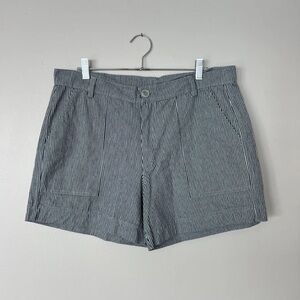 Farewell Frances Utility Short XL